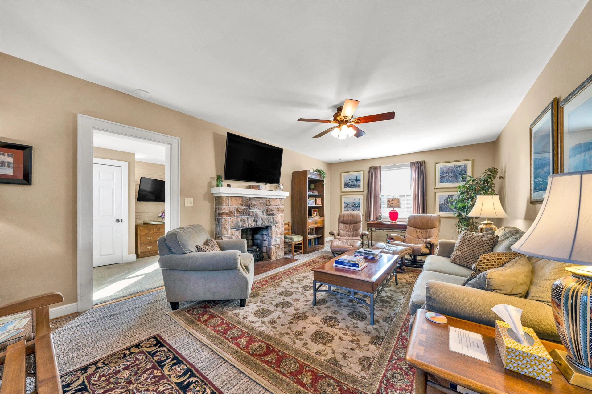 2907 HUNTINGTON BLVD - Photo 6