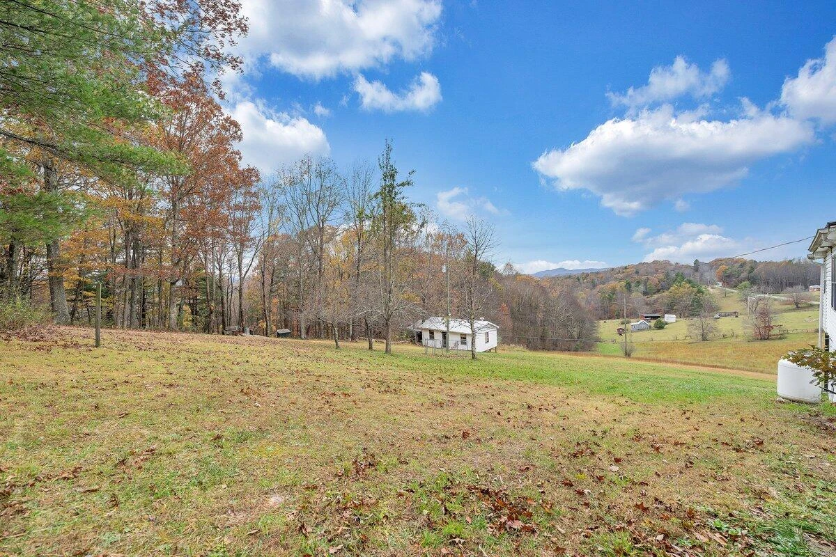 446 Macks Mountain RD - Photo 19