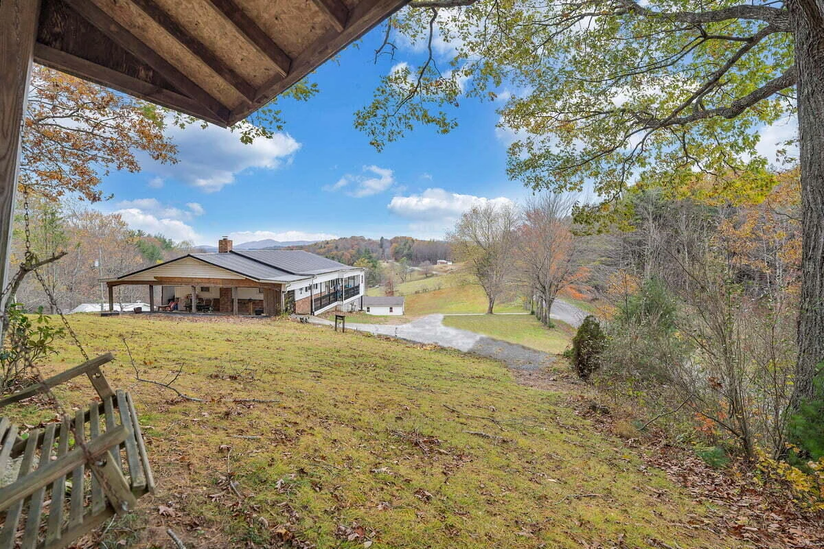 446 Macks Mountain RD - Photo 4