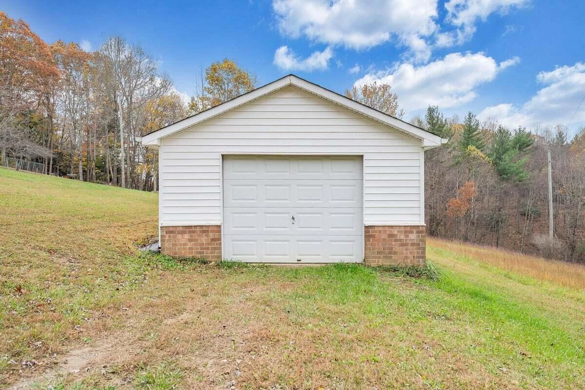 446 Macks Mountain RD - Photo 9