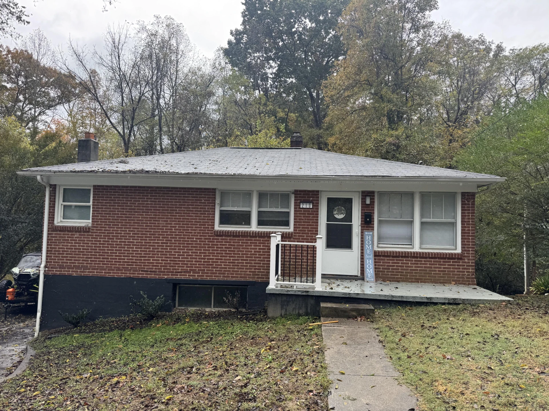 210 ForestLawn DR