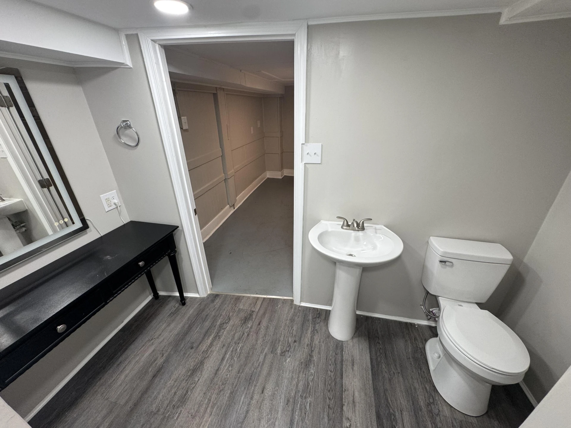 210 ForestLawn DR - Photo 20