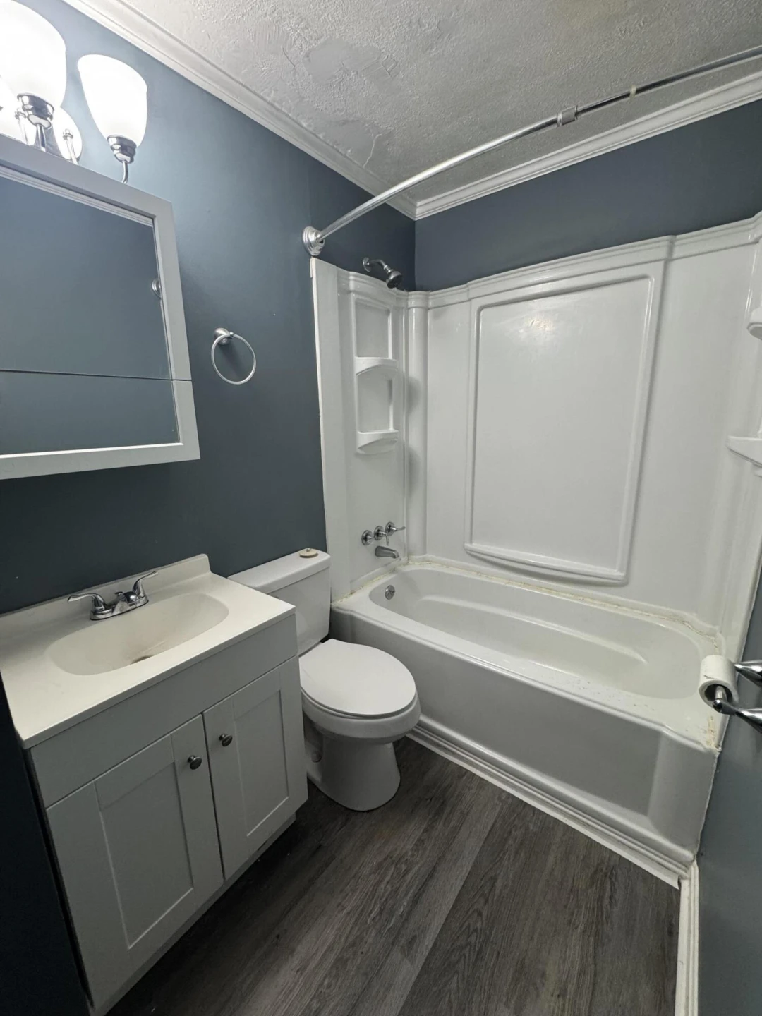 210 ForestLawn DR - Photo 7