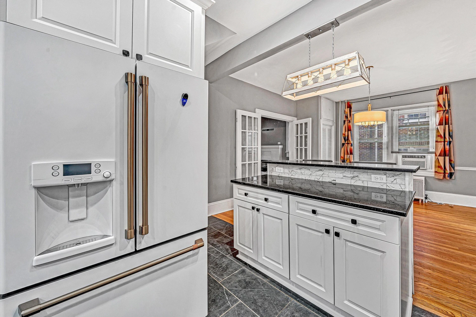 1725 Arlington RD - Photo 16