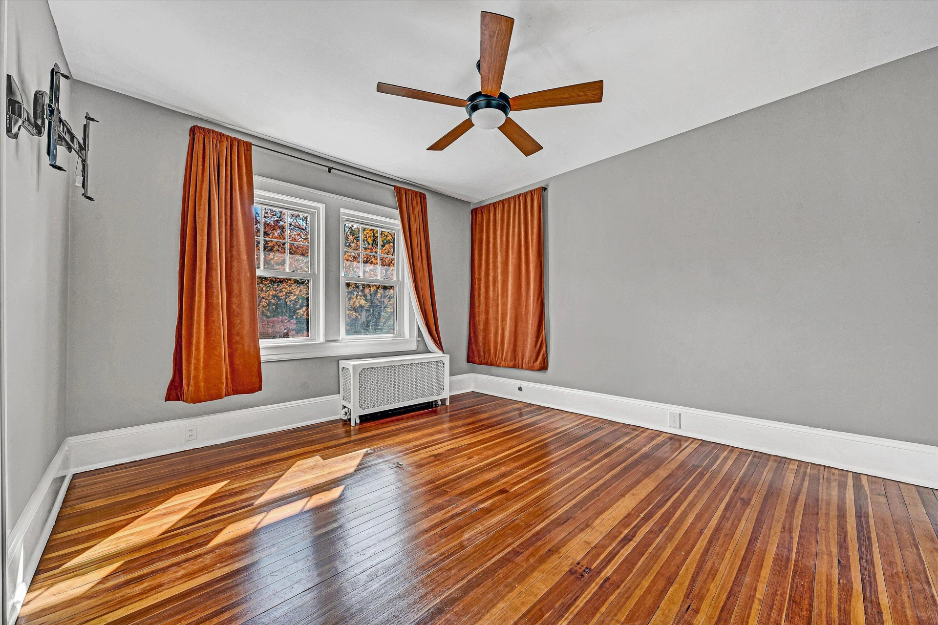 1725 Arlington RD - Photo 25