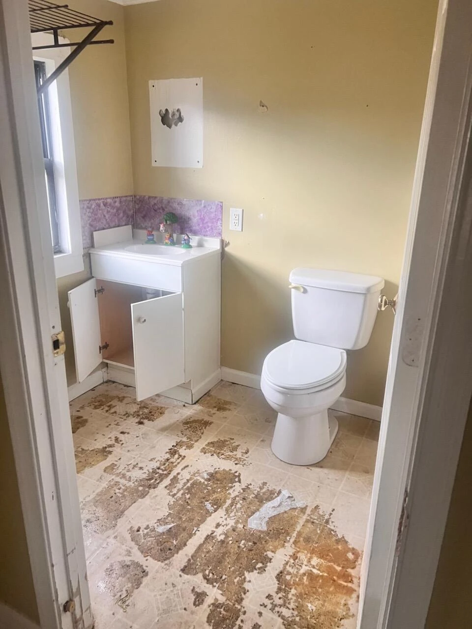 2106 Russell AVE - Photo 4
