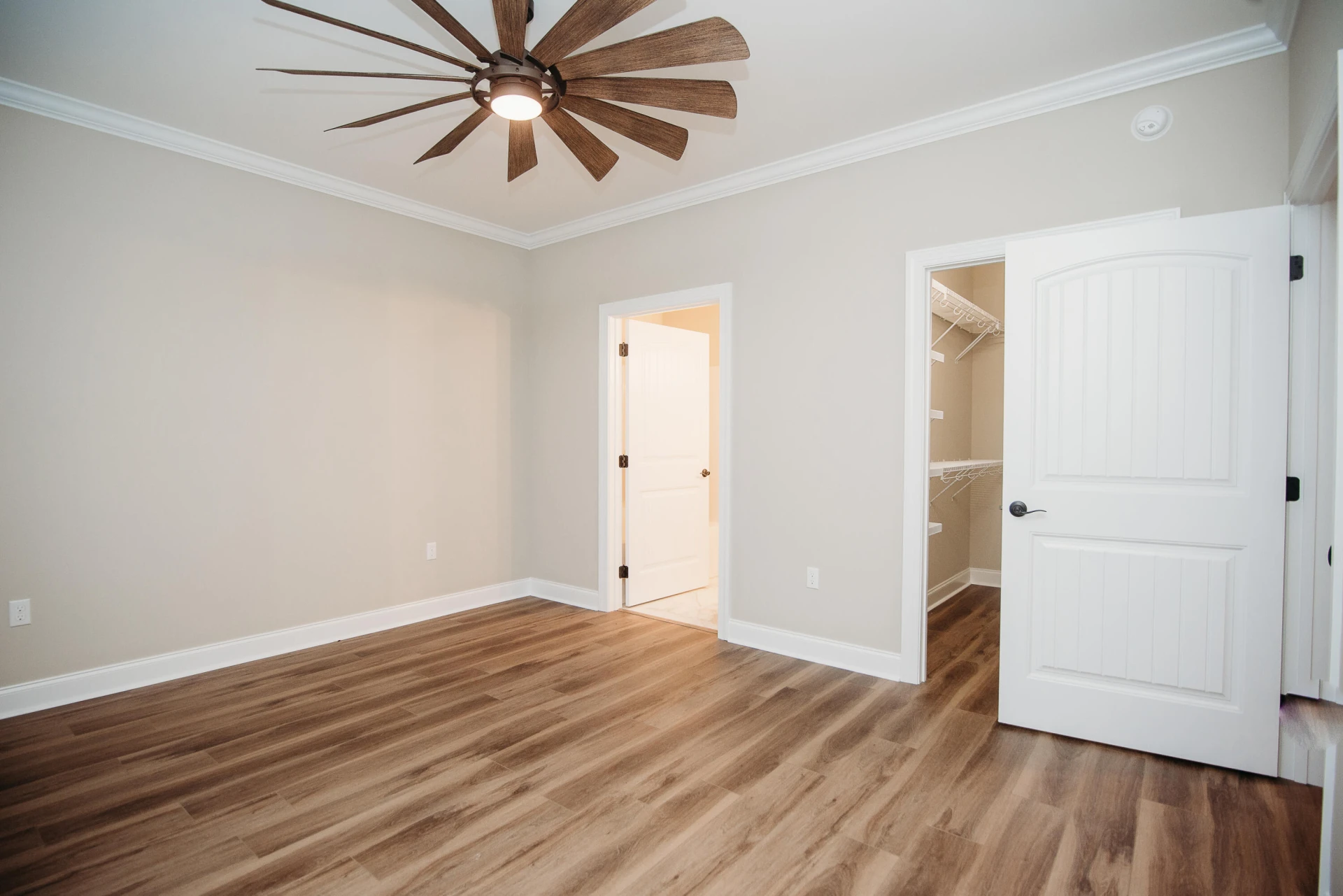 180 Villa Oak CIR - Photo 25