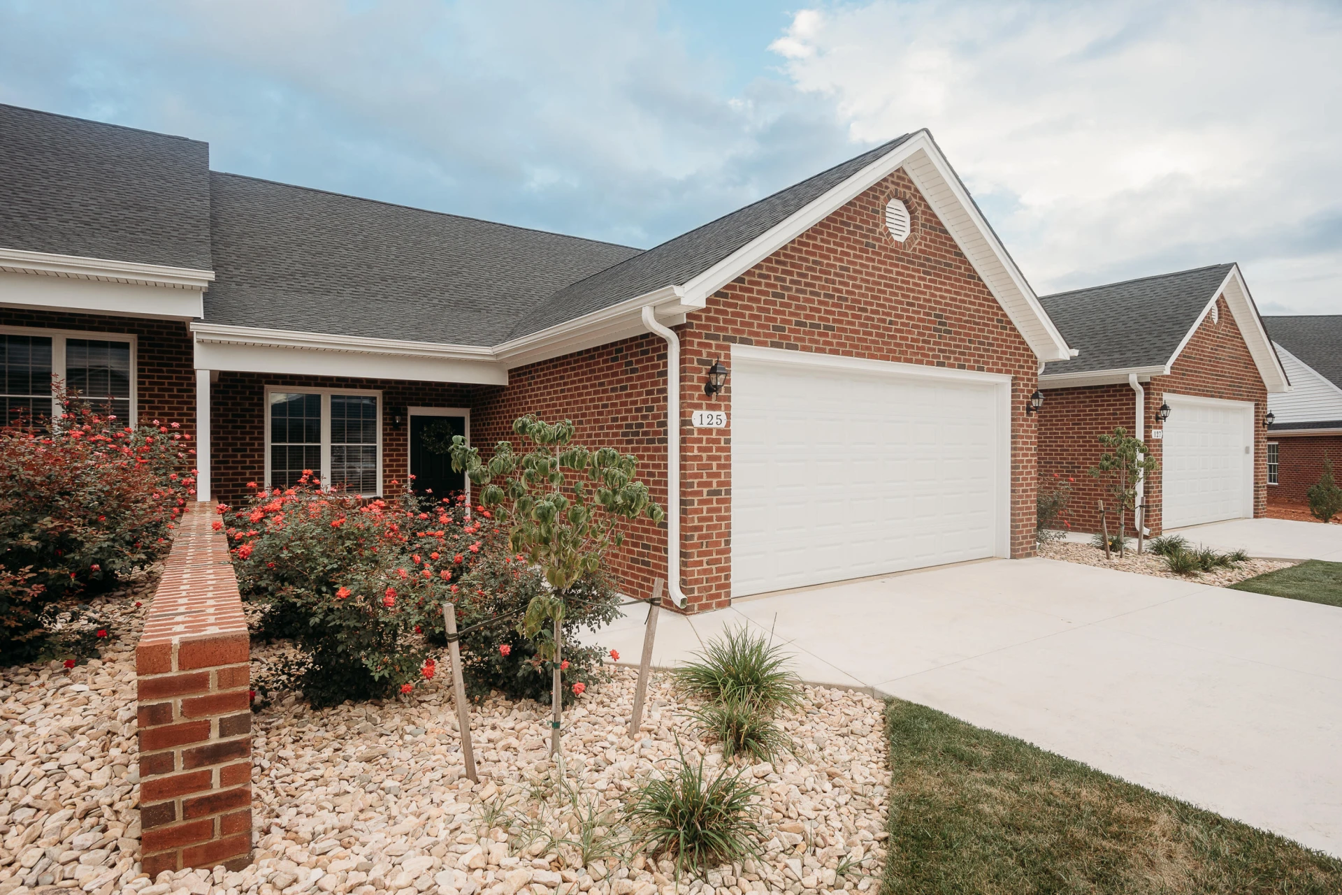 182 Villa Oak CIR