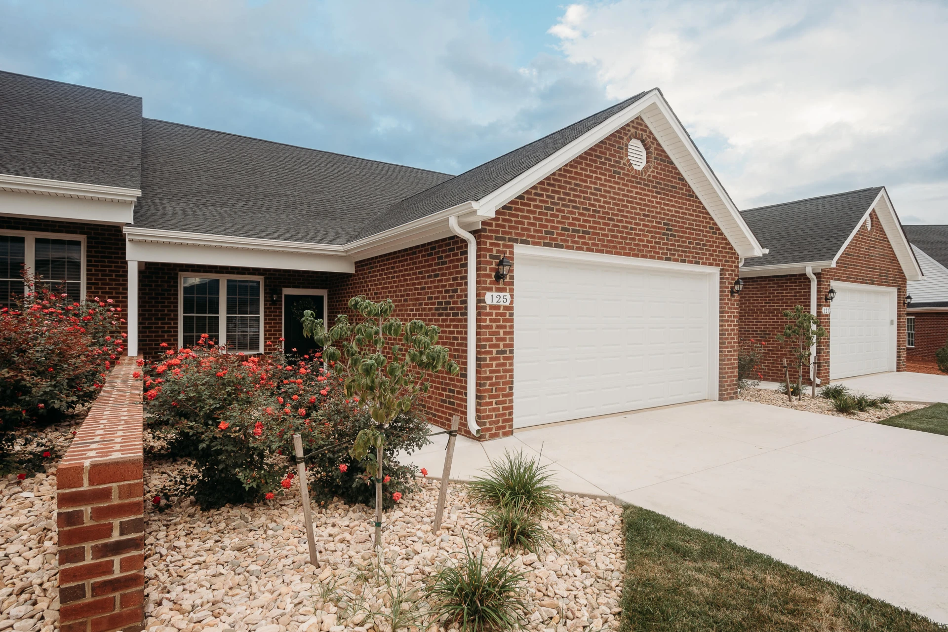 182 Villa Oak CIR - Photo 3