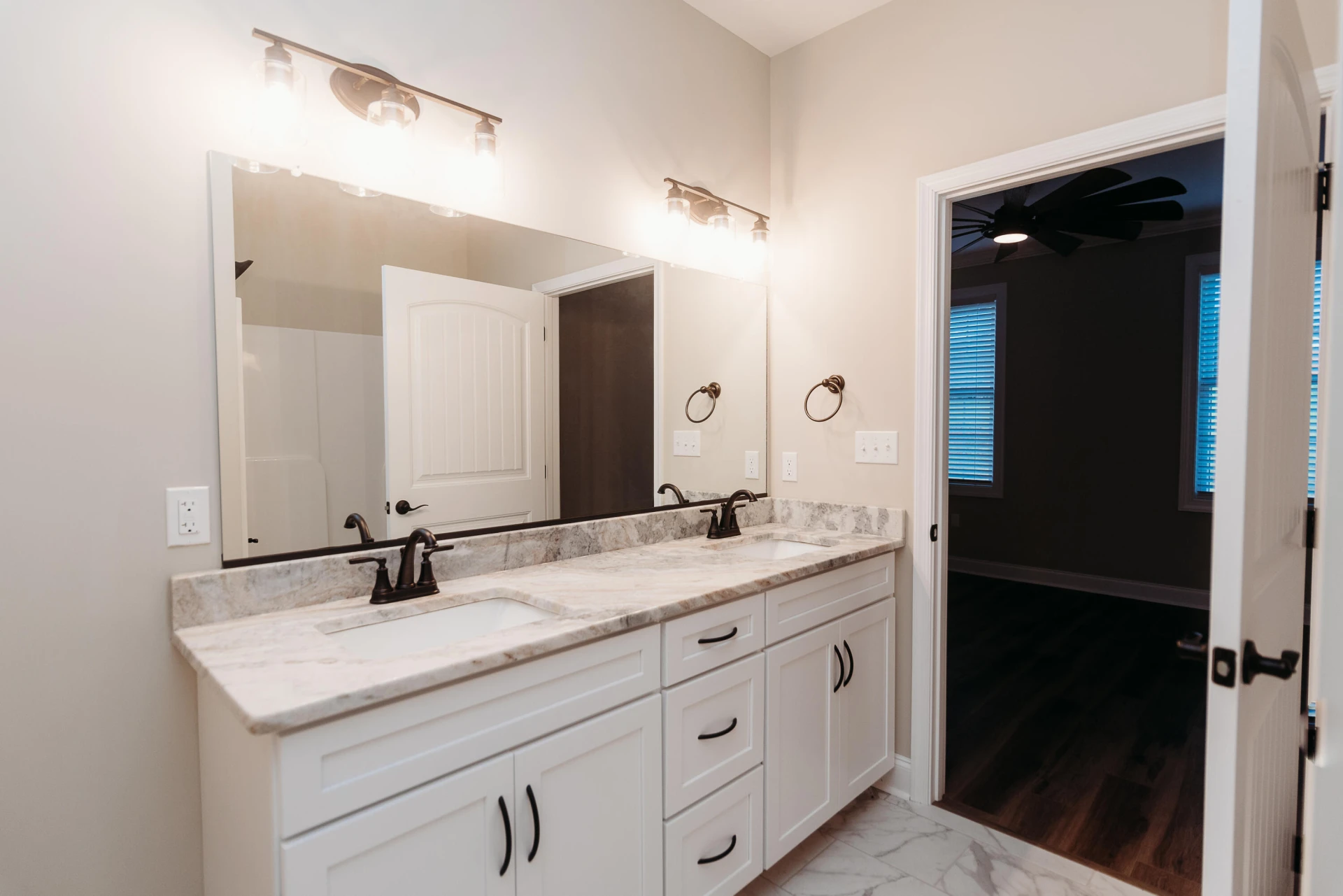 147 Villa Oak CIR - Photo 26