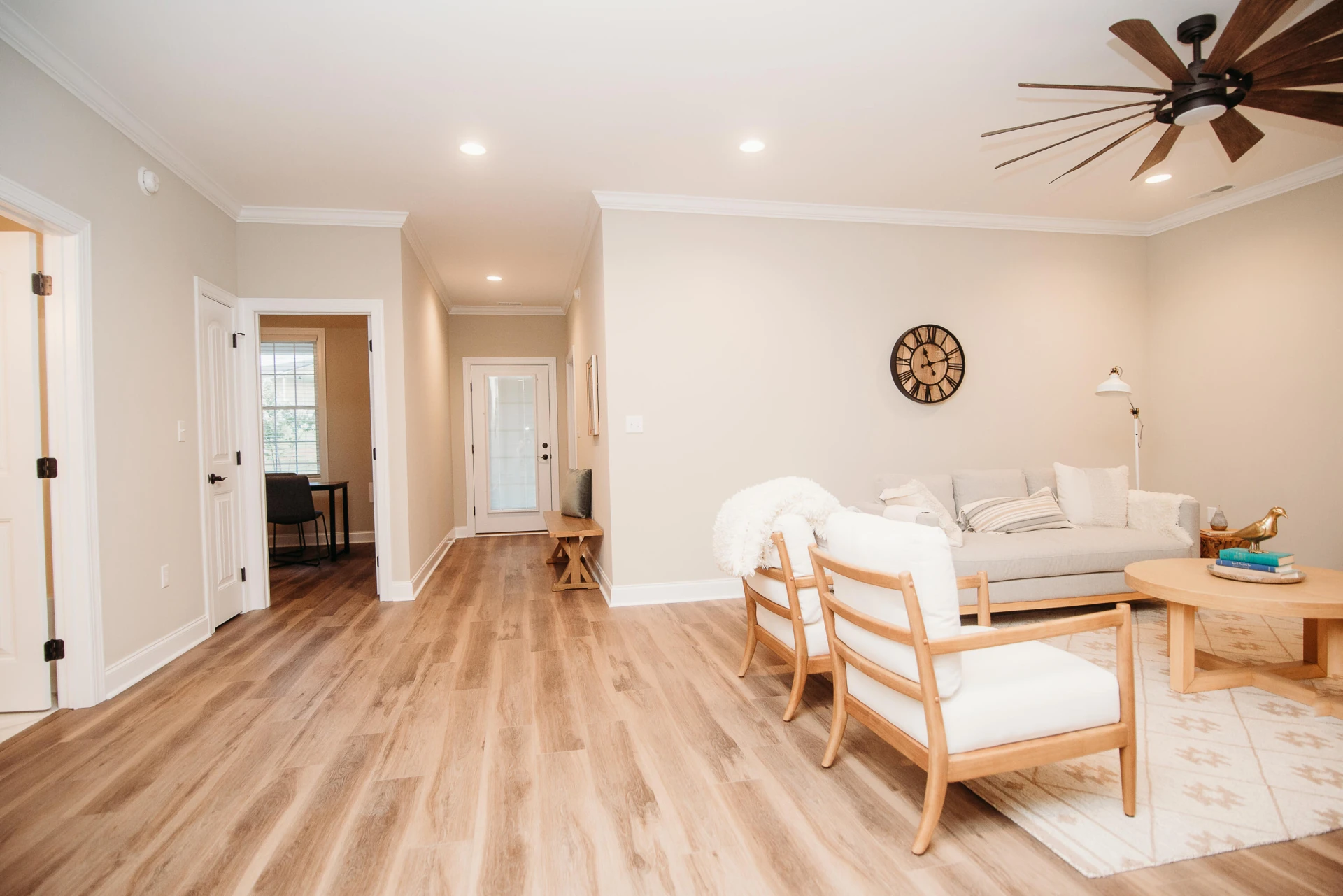 147 Villa Oak CIR - Photo 8