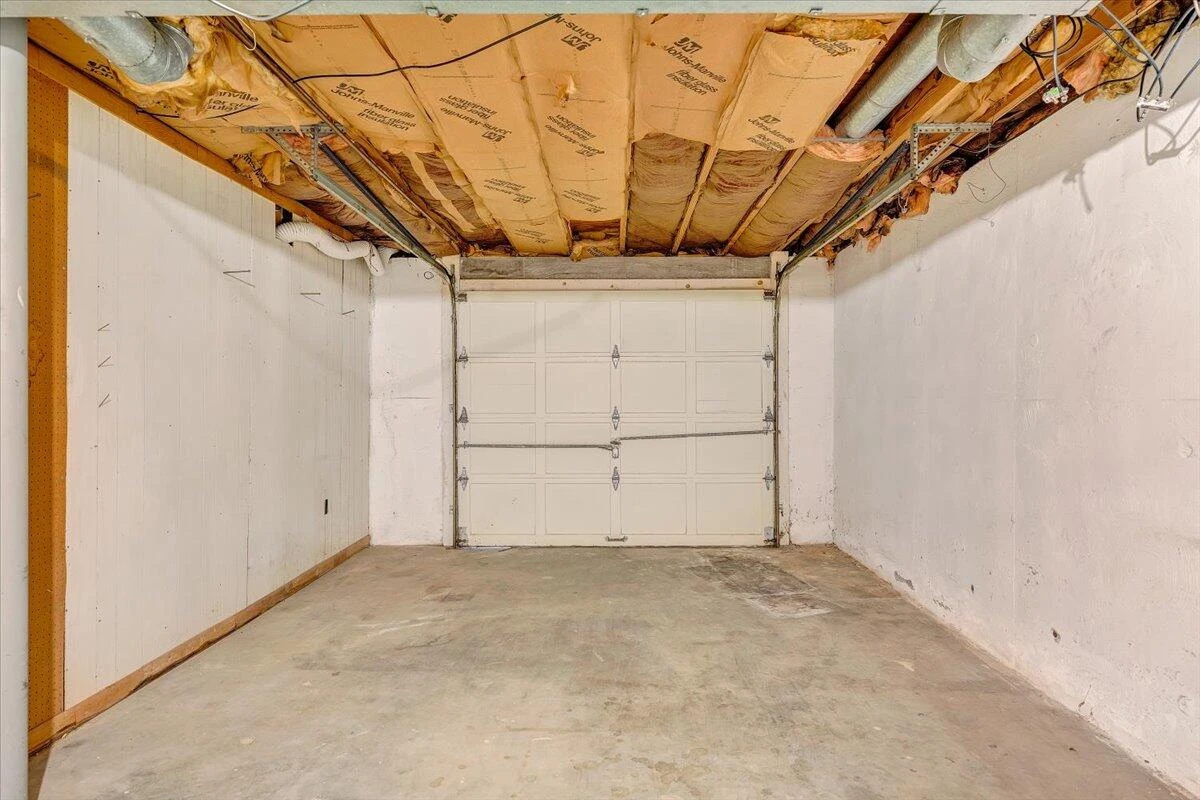 1615 Lonna DR - Photo 39