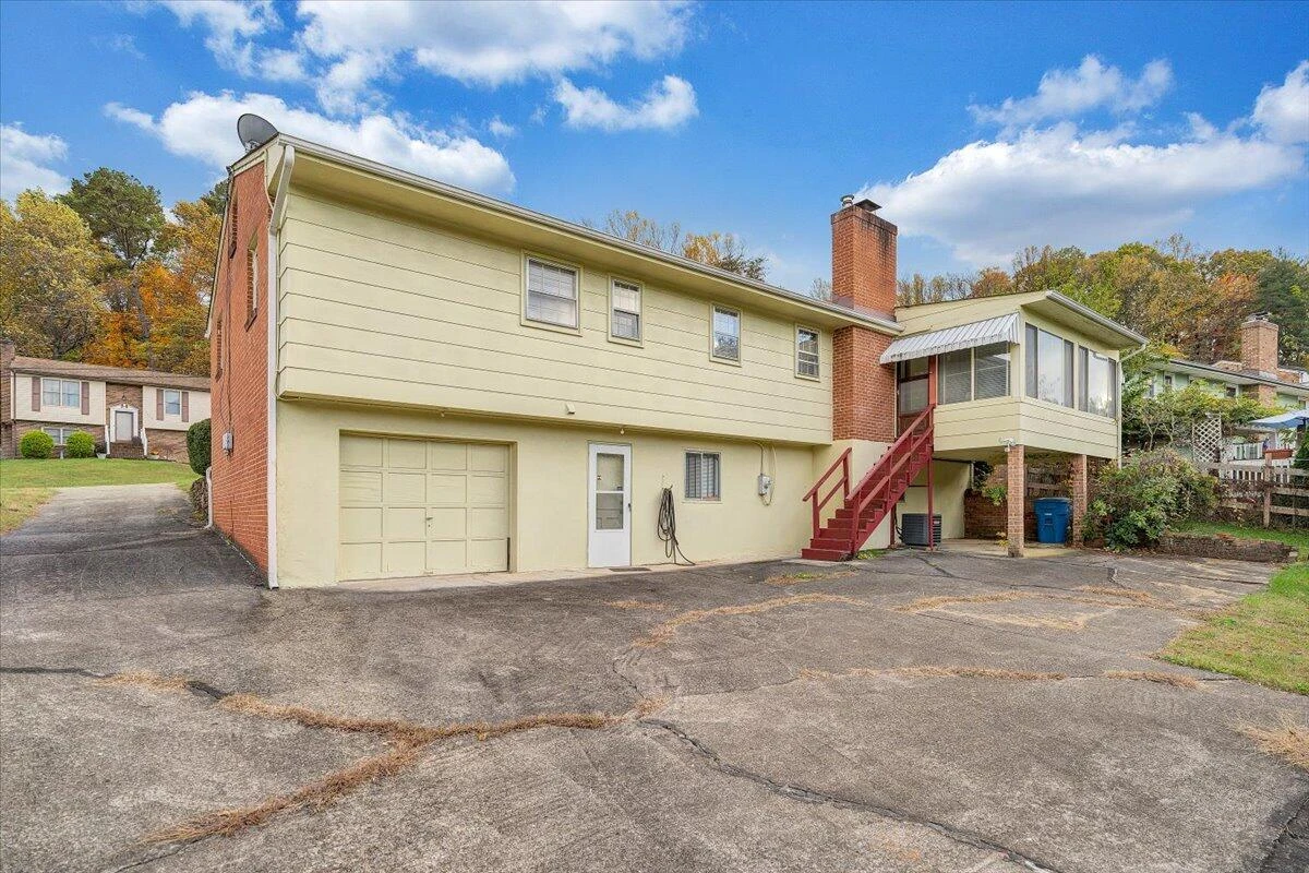 1615 Lonna DR - Photo 40