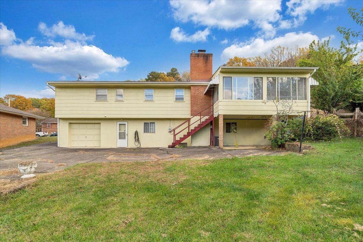 1615 Lonna DR - Photo 41