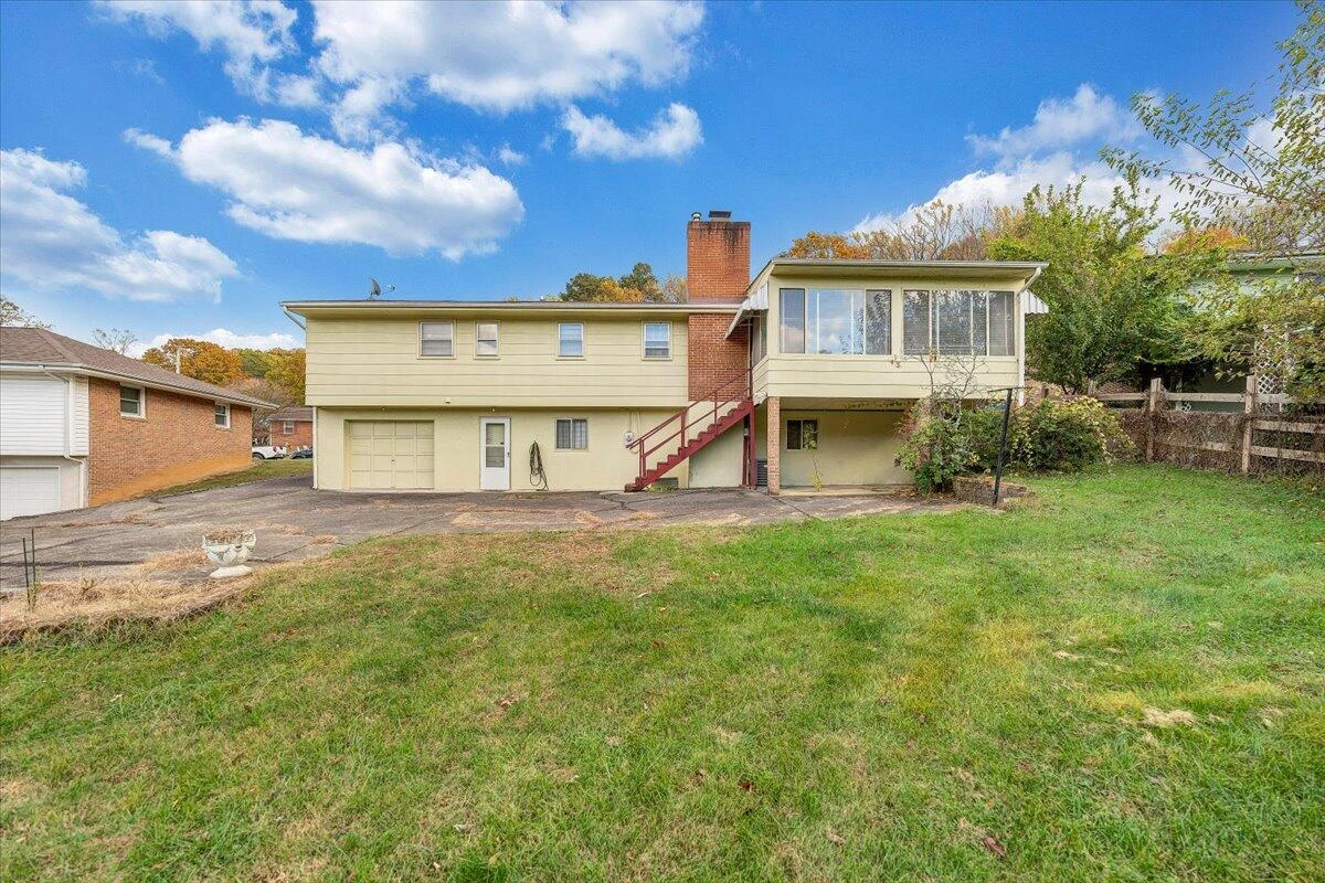 1615 Lonna DR - Photo 42