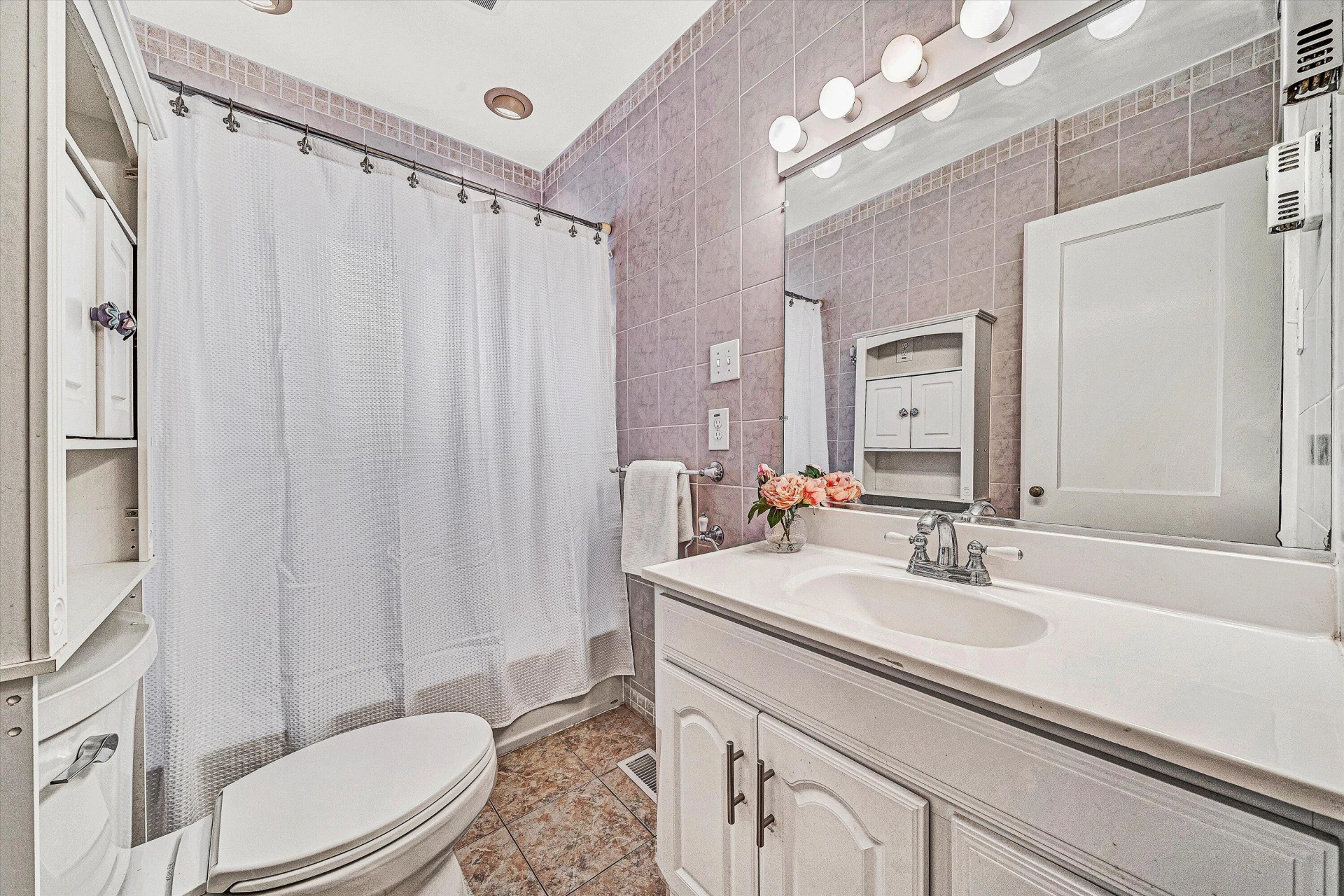 2609 Avenel AVE - Photo 14