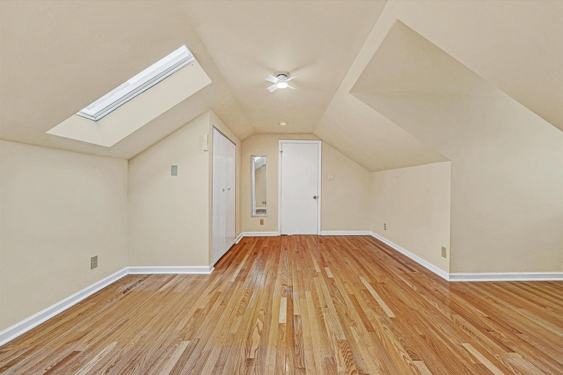 2609 Avenel AVE - Photo 22