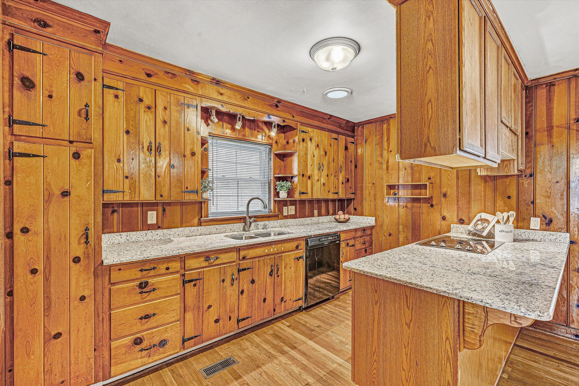 2609 Avenel AVE - Photo 35