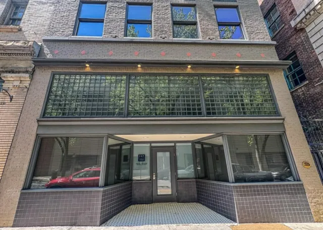 209 1St ST, Roanoke, VA, 24011