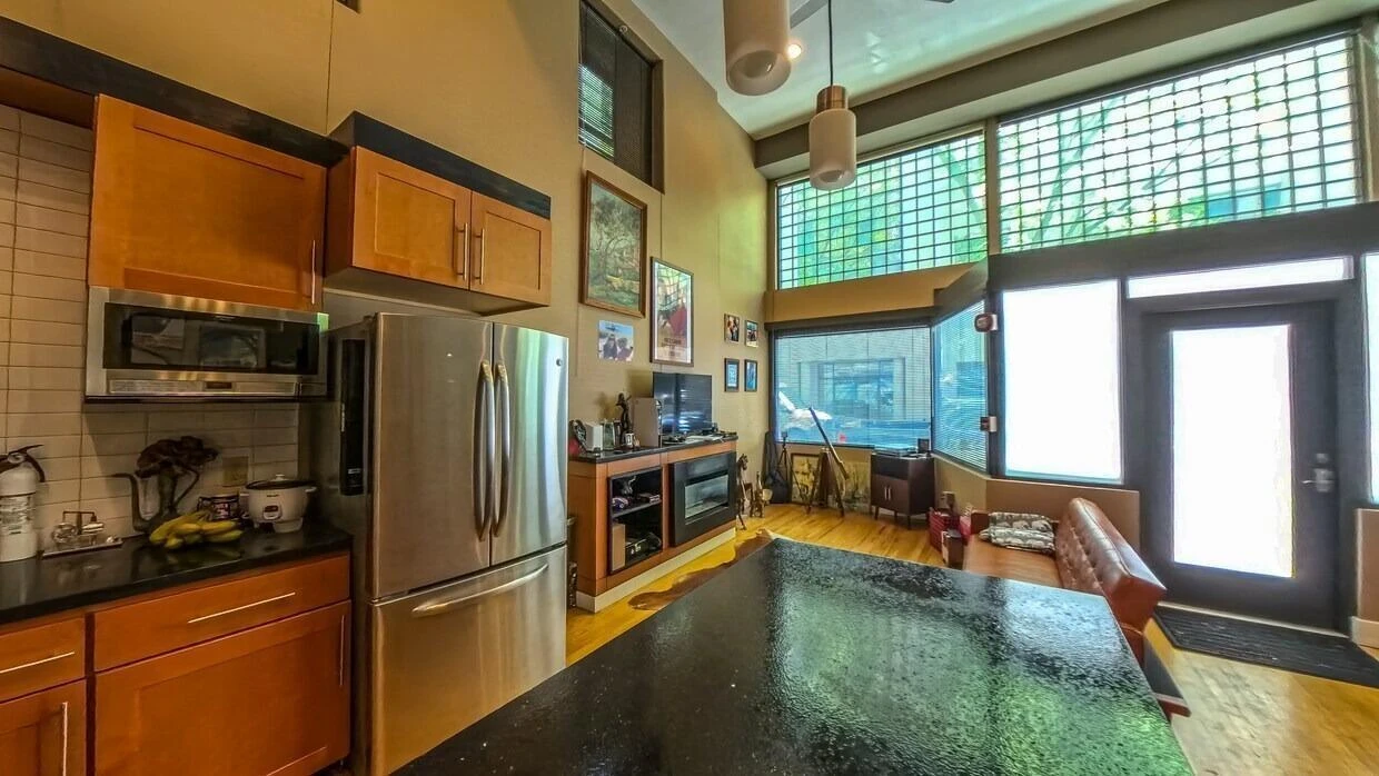 209 1St ST - Photo 10