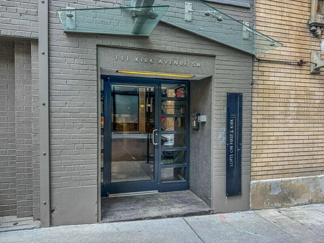 209 1St ST - Photo 2