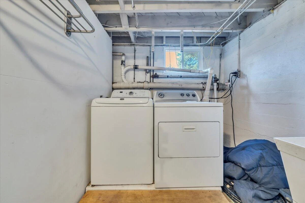 3110 Crockett AVE - Photo 27