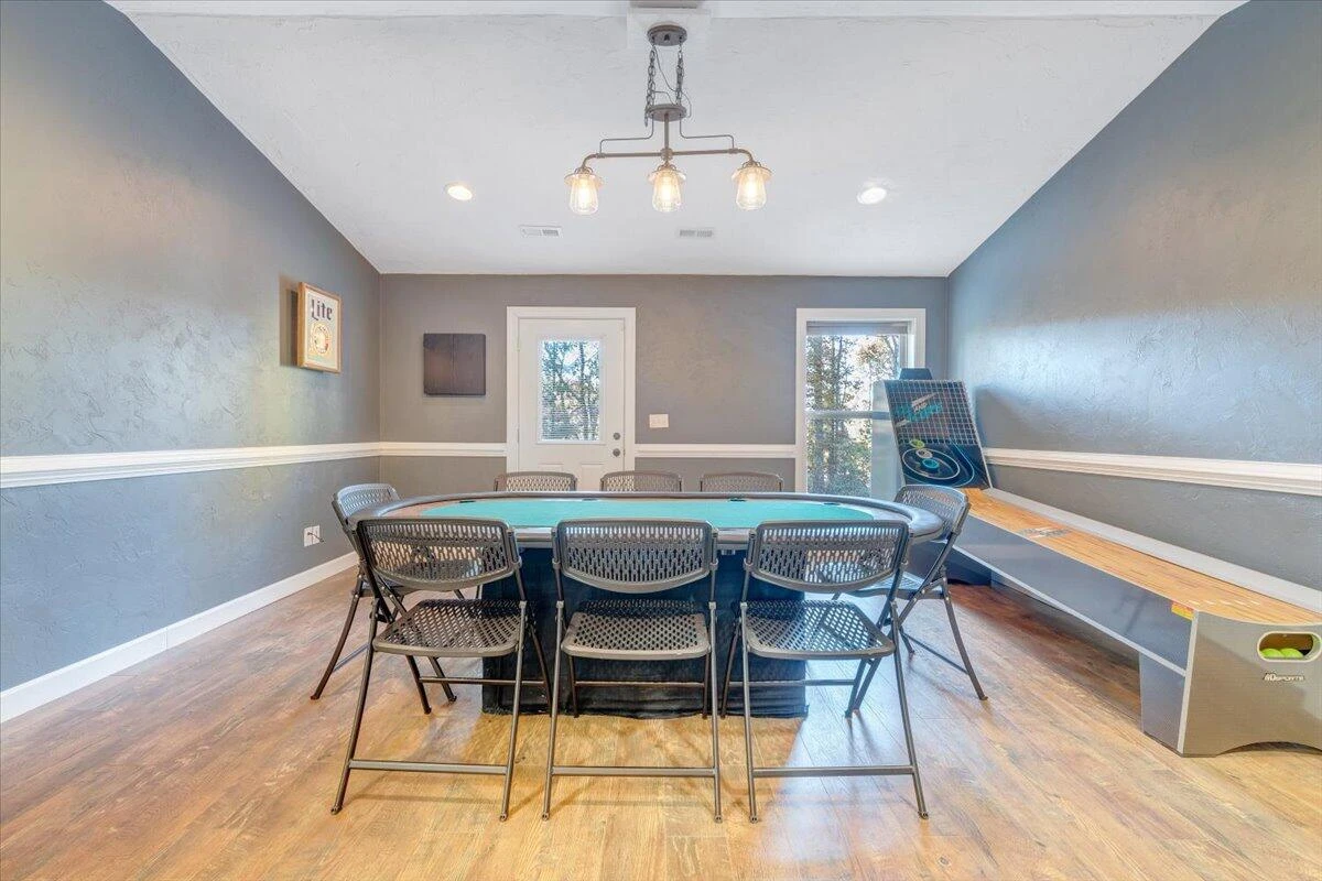 211 Woods Edge DR - Photo 20