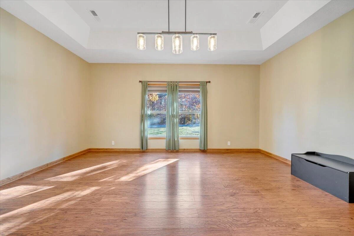 211 Woods Edge DR - Photo 25