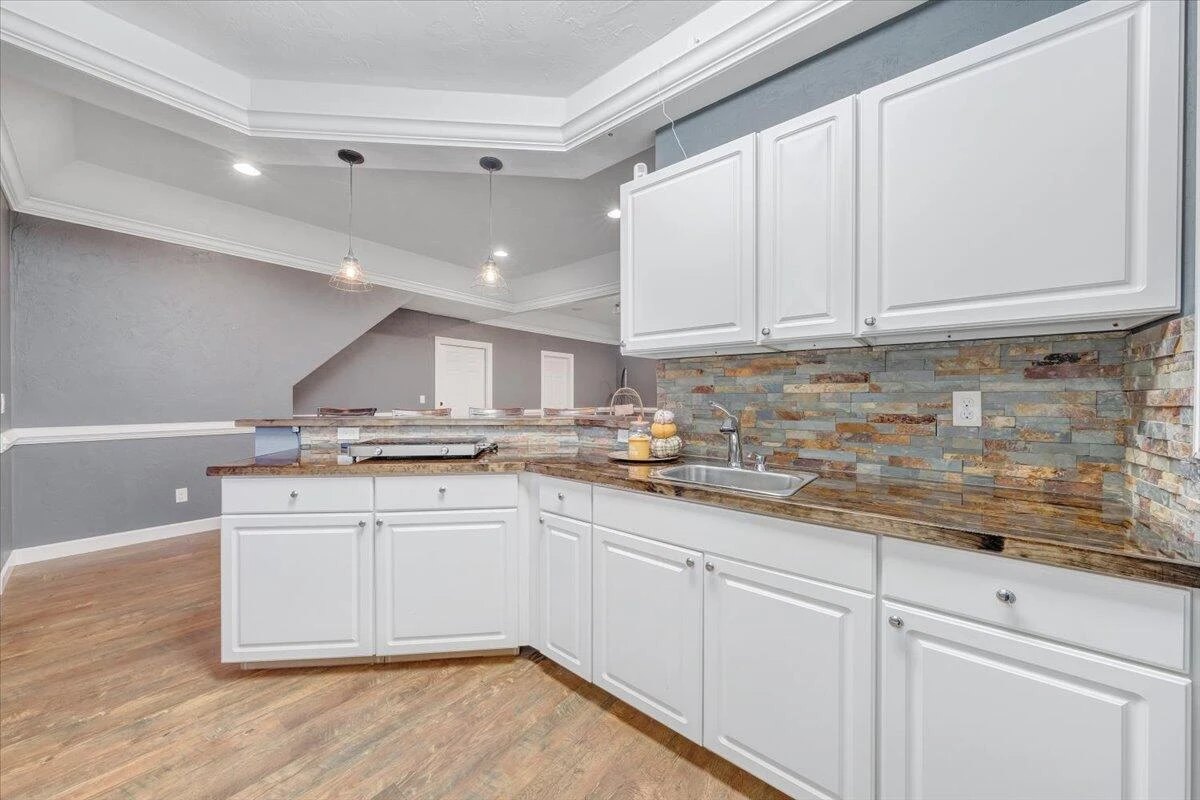 211 Woods Edge DR - Photo 43