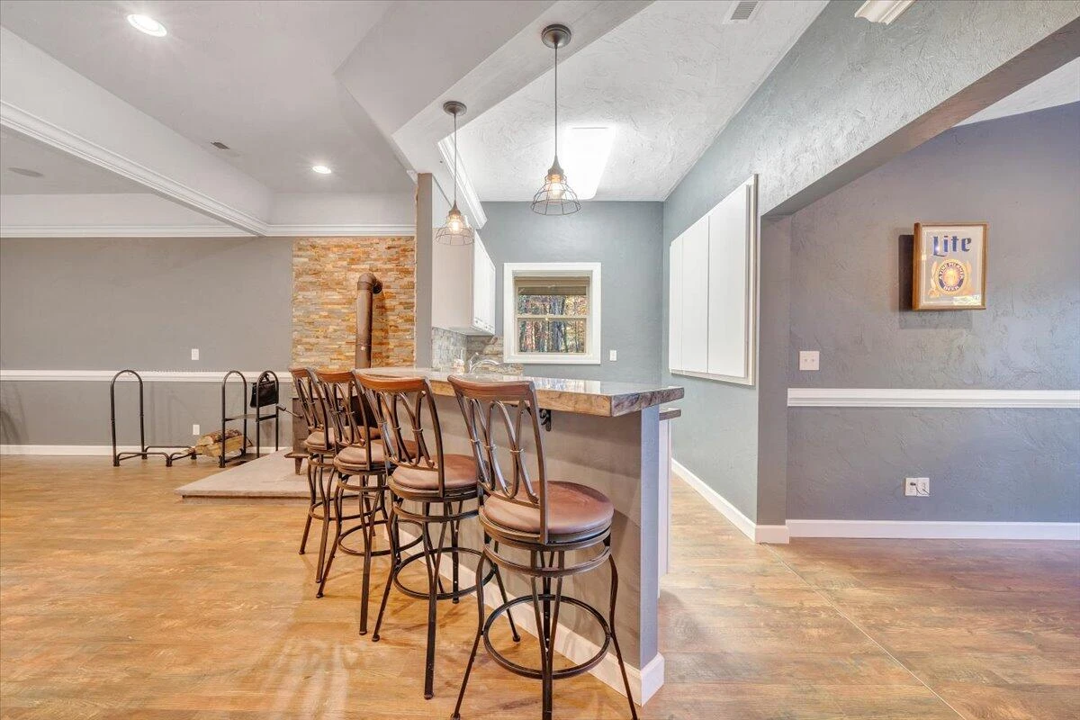 211 Woods Edge DR - Photo 44