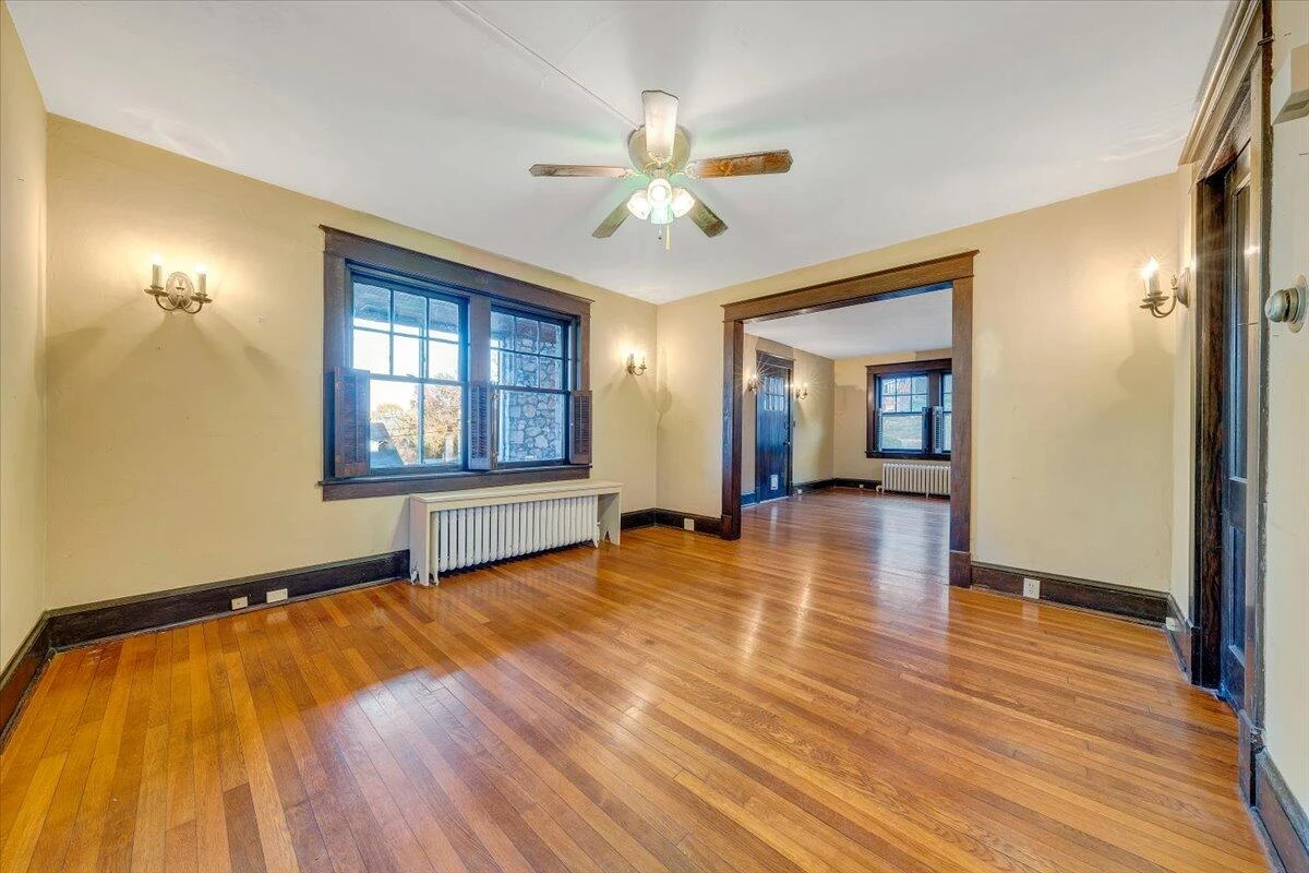 601 Camilla AVE - Photo 13