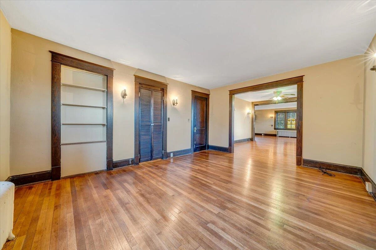 601 Camilla AVE - Photo 18