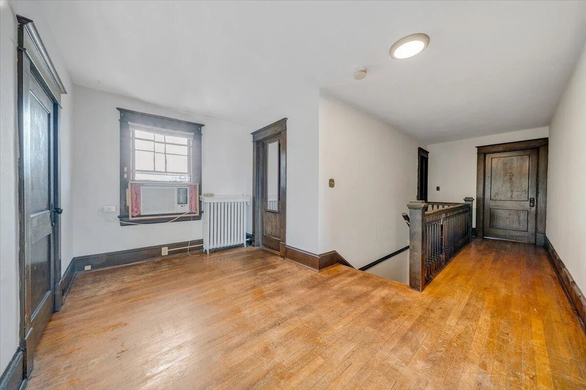 601 Camilla AVE - Photo 27