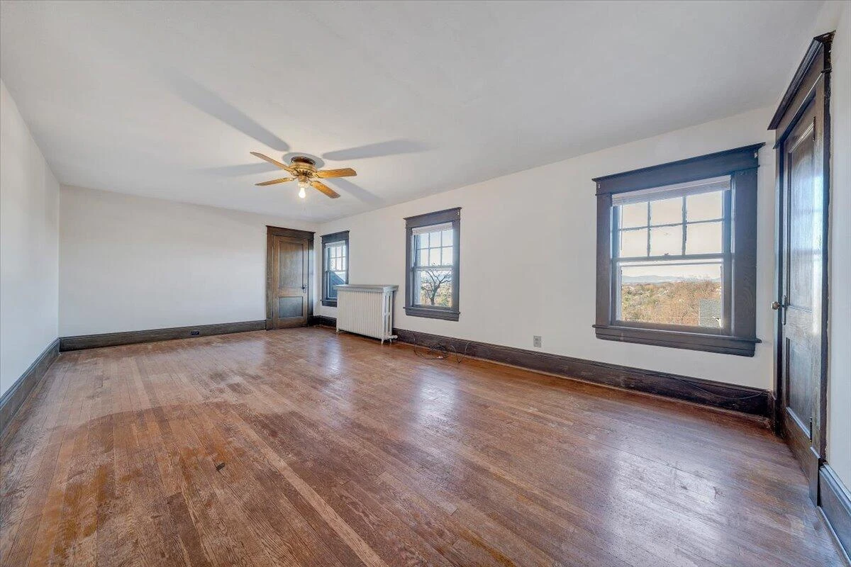 601 Camilla AVE - Photo 28