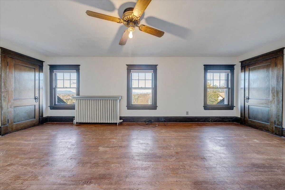 601 Camilla AVE - Photo 29