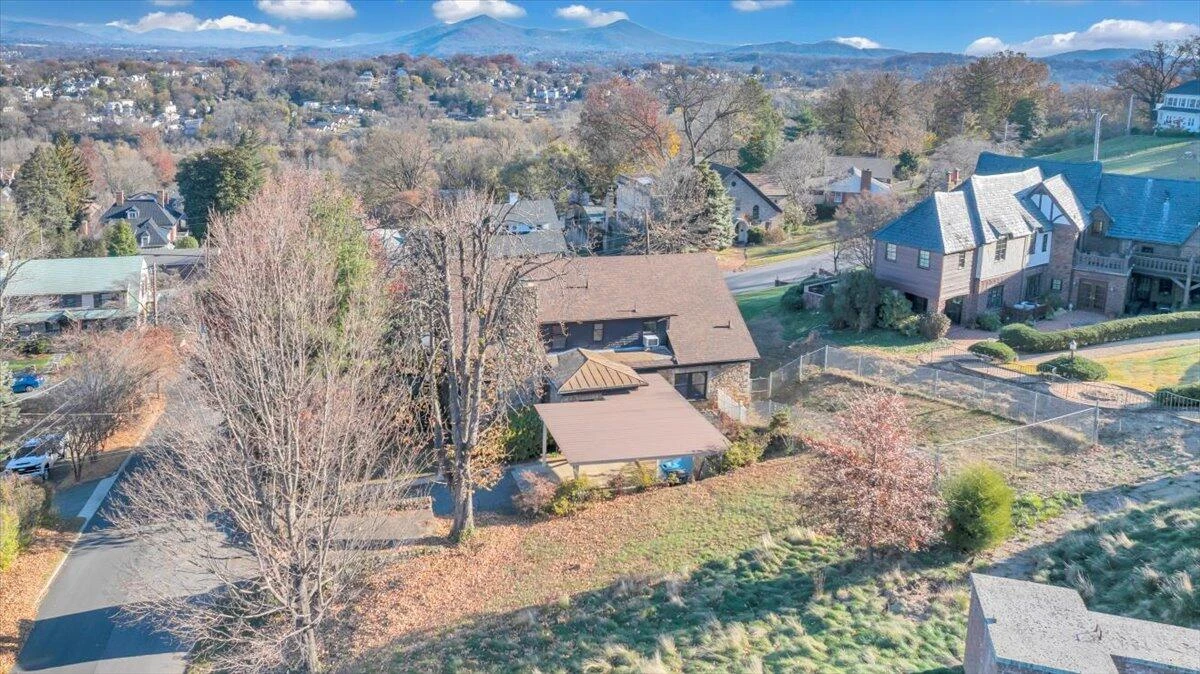 601 Camilla AVE - Photo 52