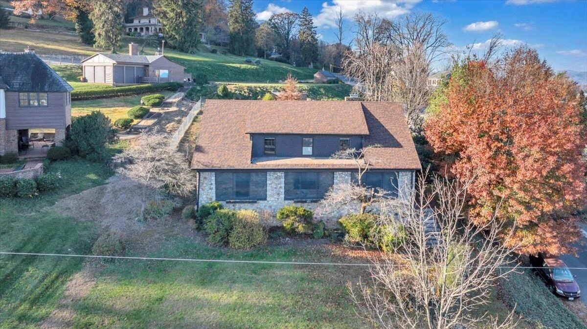 601 Camilla AVE - Photo 64