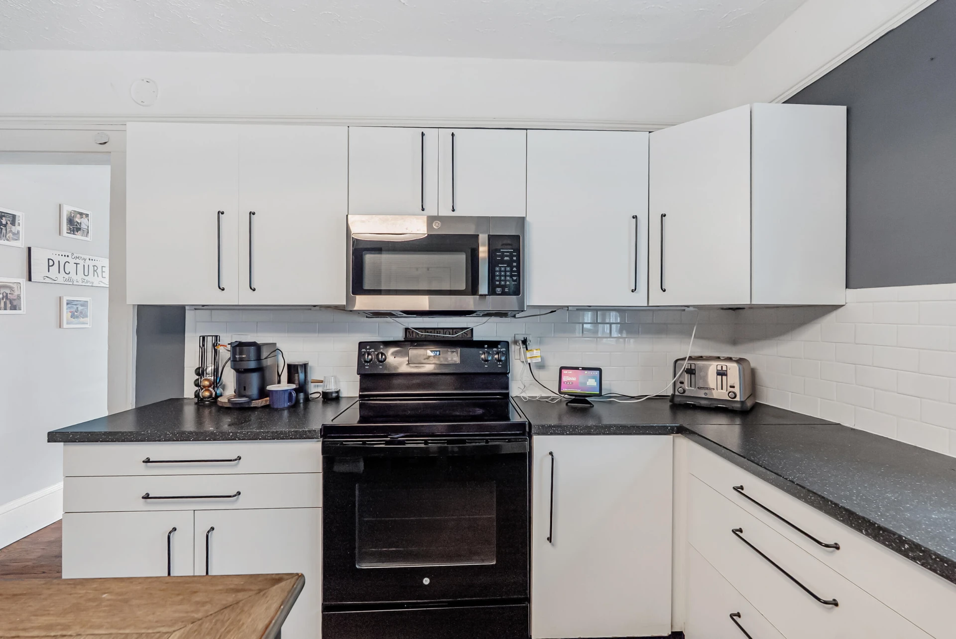 1440 Greenbrier AVE - Photo 10