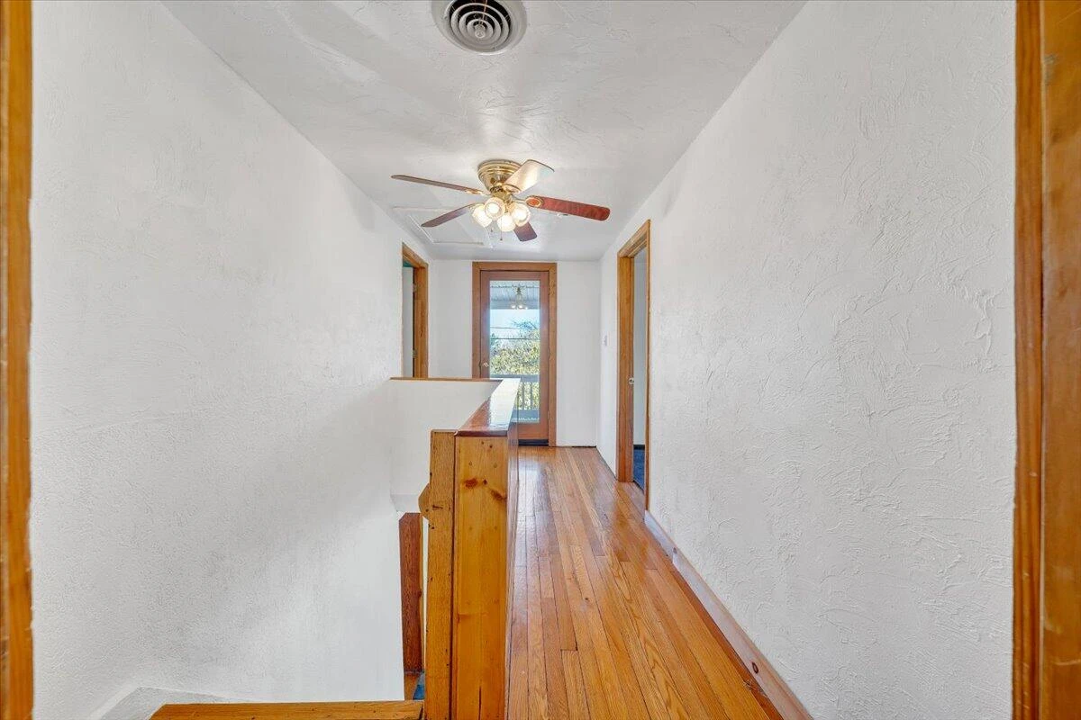 112 Hancock ST - Photo 23