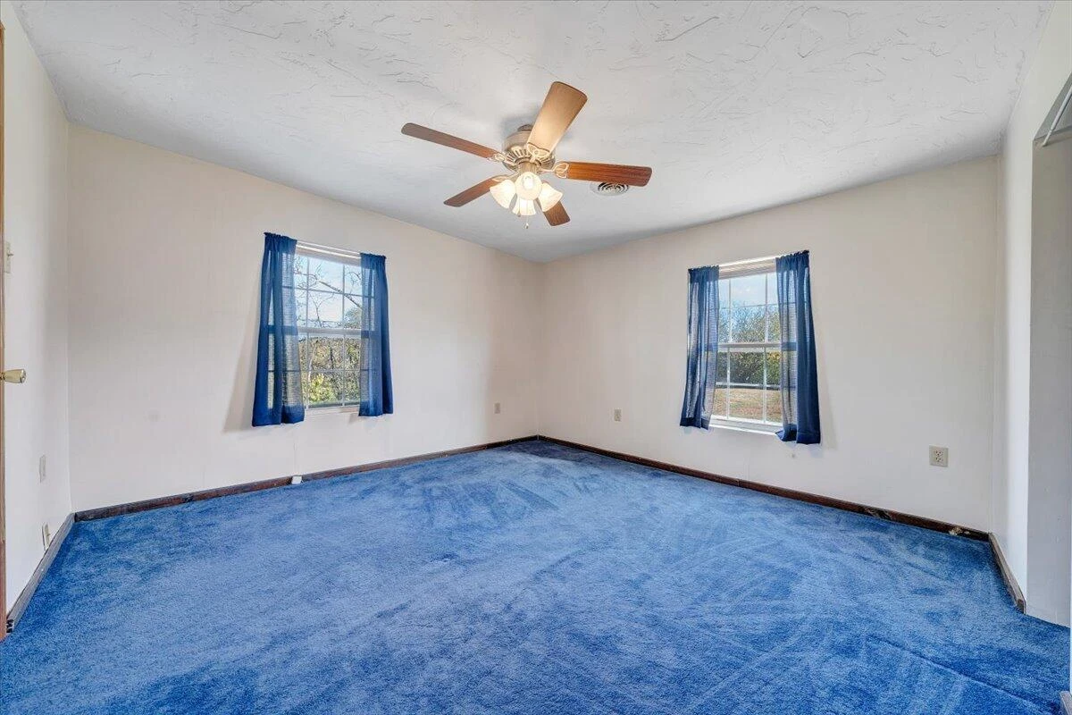 112 Hancock ST - Photo 24