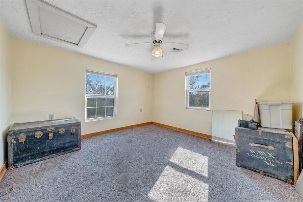 112 Hancock ST - Photo 29