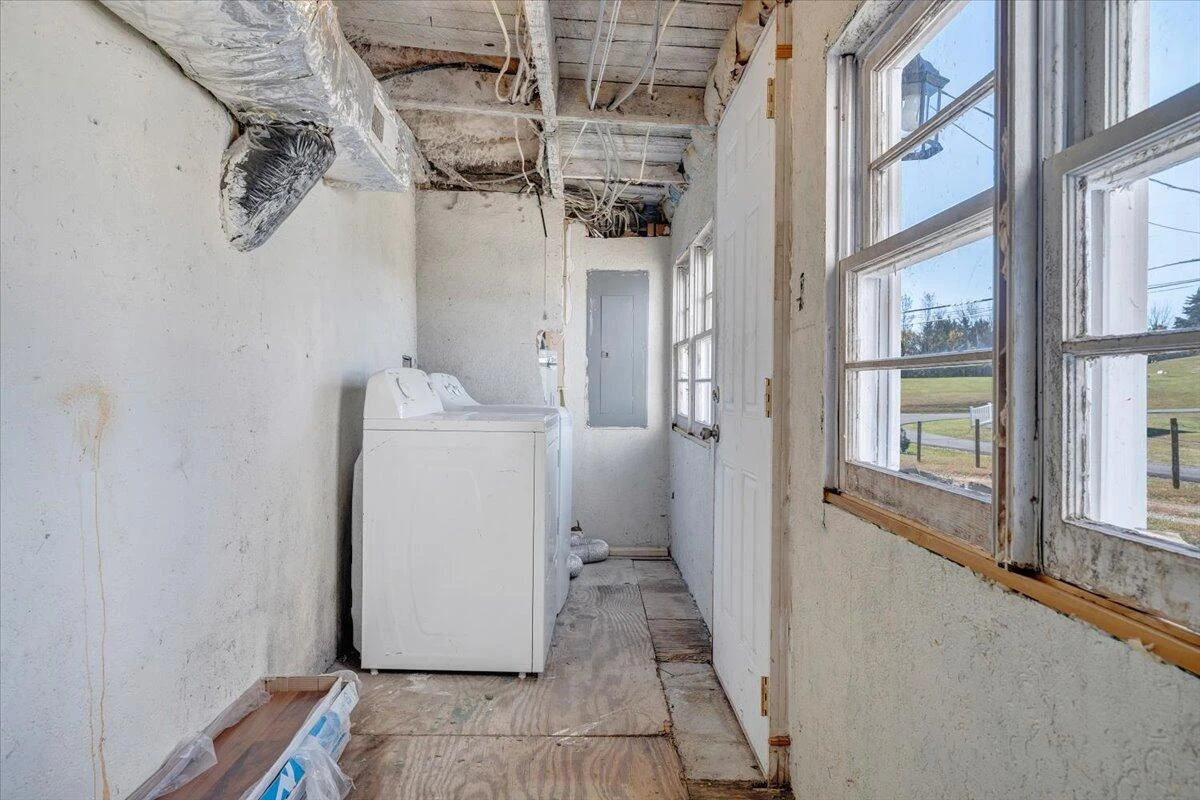 112 Hancock ST - Photo 34