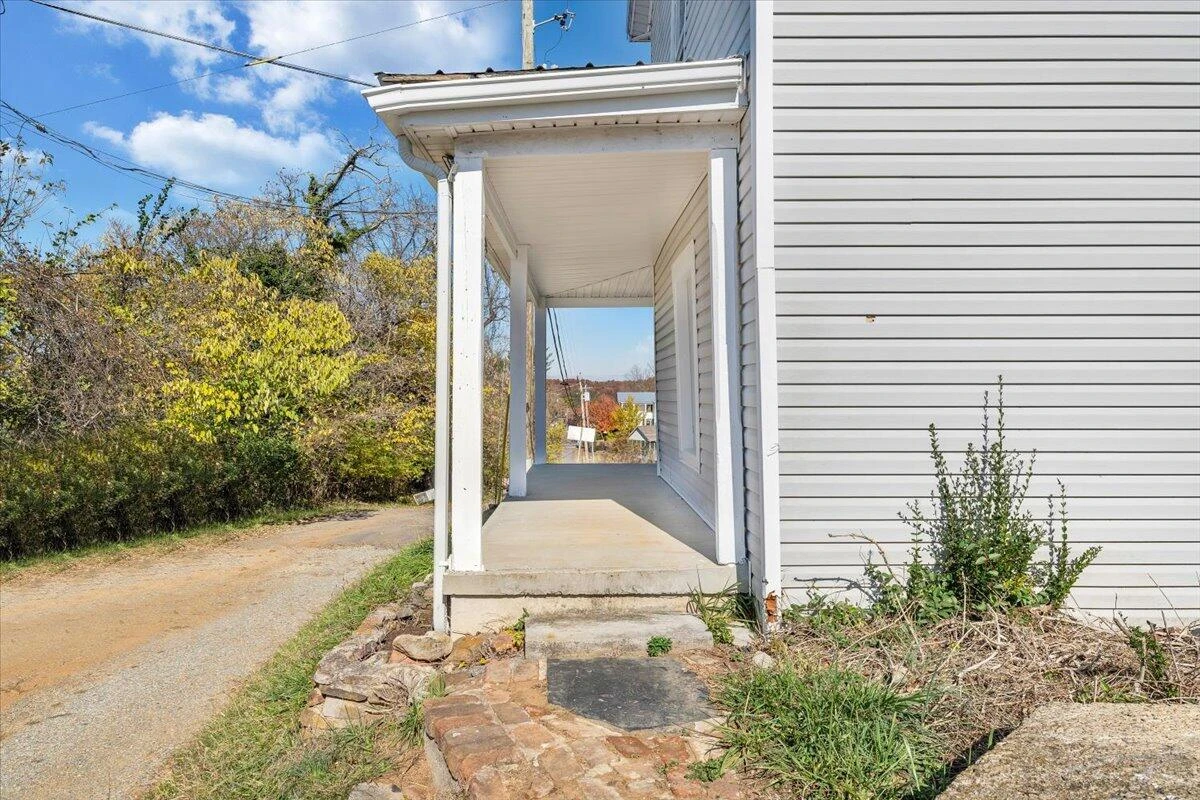 112 Hancock ST - Photo 44