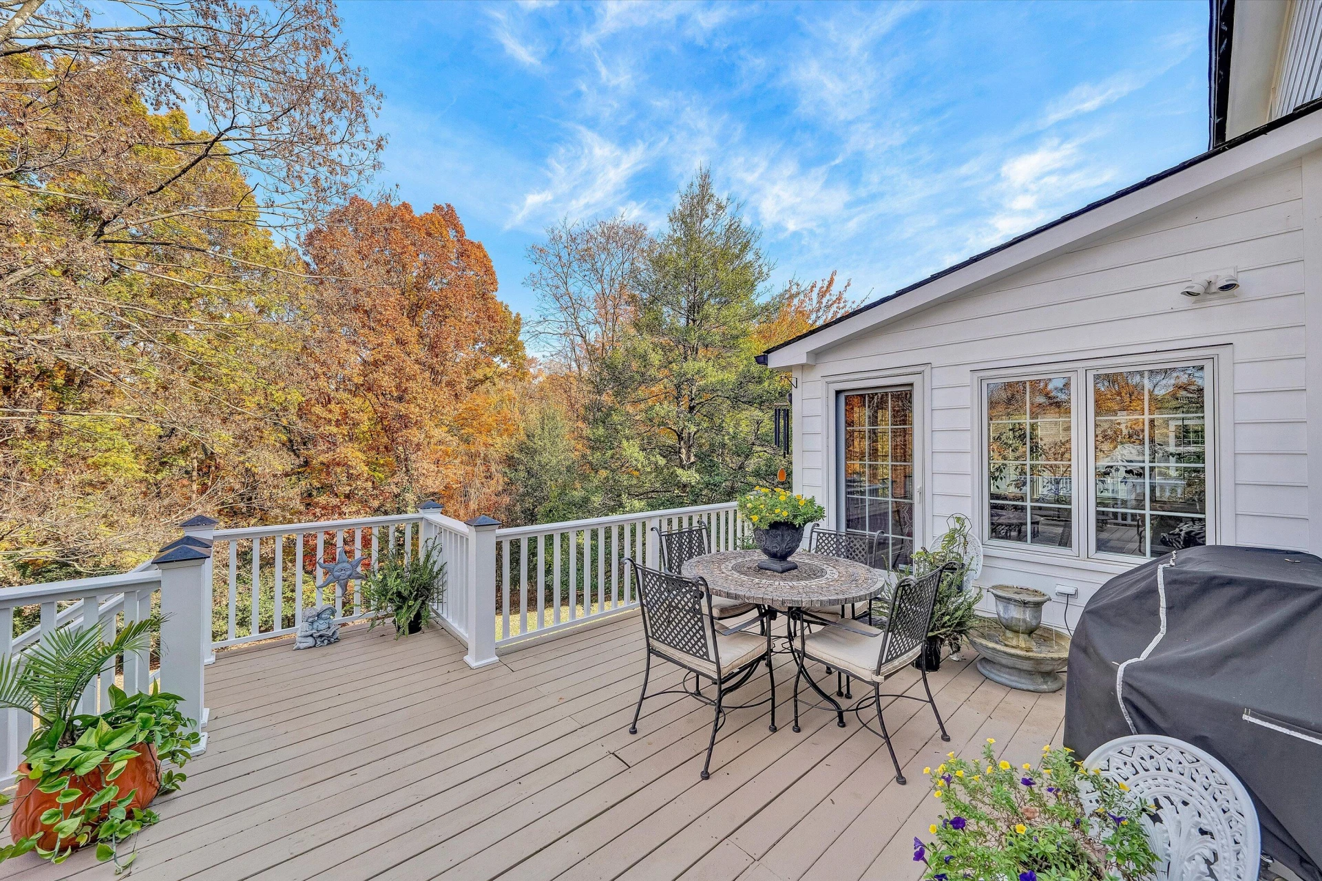 727 White Oak RD - Photo 9