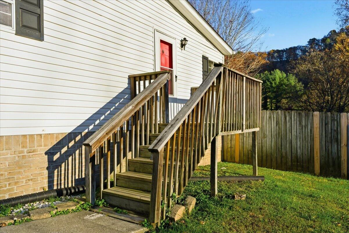 108 Weaver Dr - Photo 40