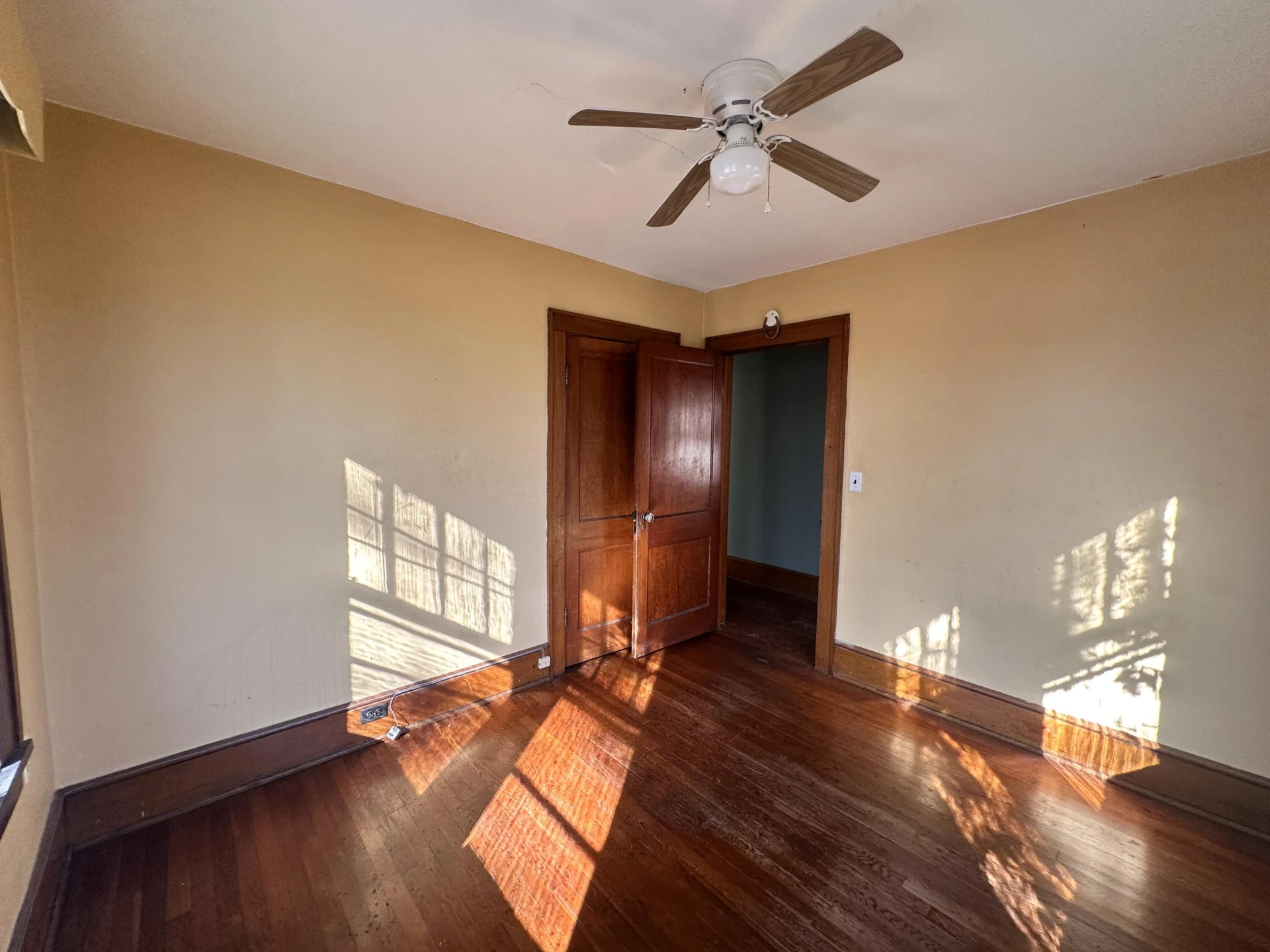 1317 Tazewell AVE - Photo 7