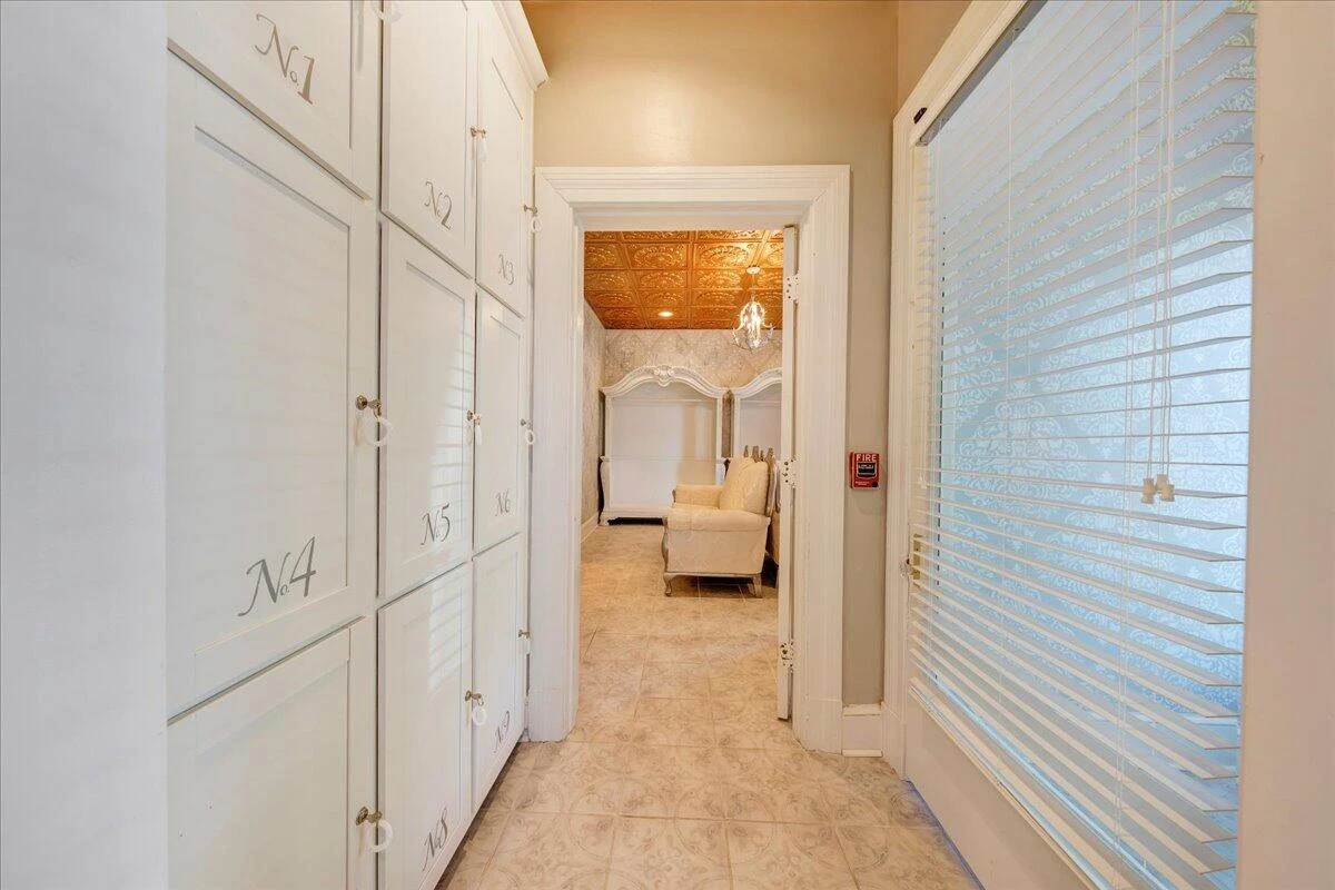 812 Main ST - Photo 19