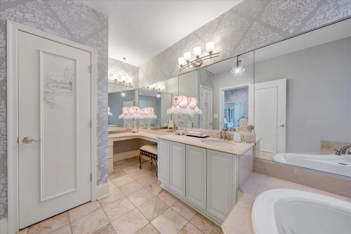 812 Main ST - Photo 22