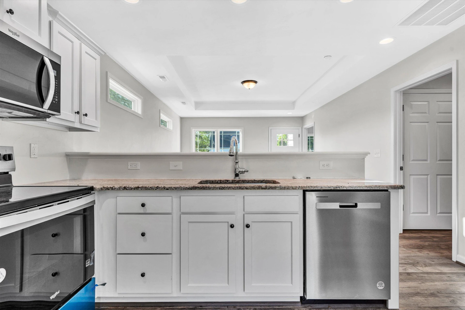 1448 Archbold AVE - Photo 11