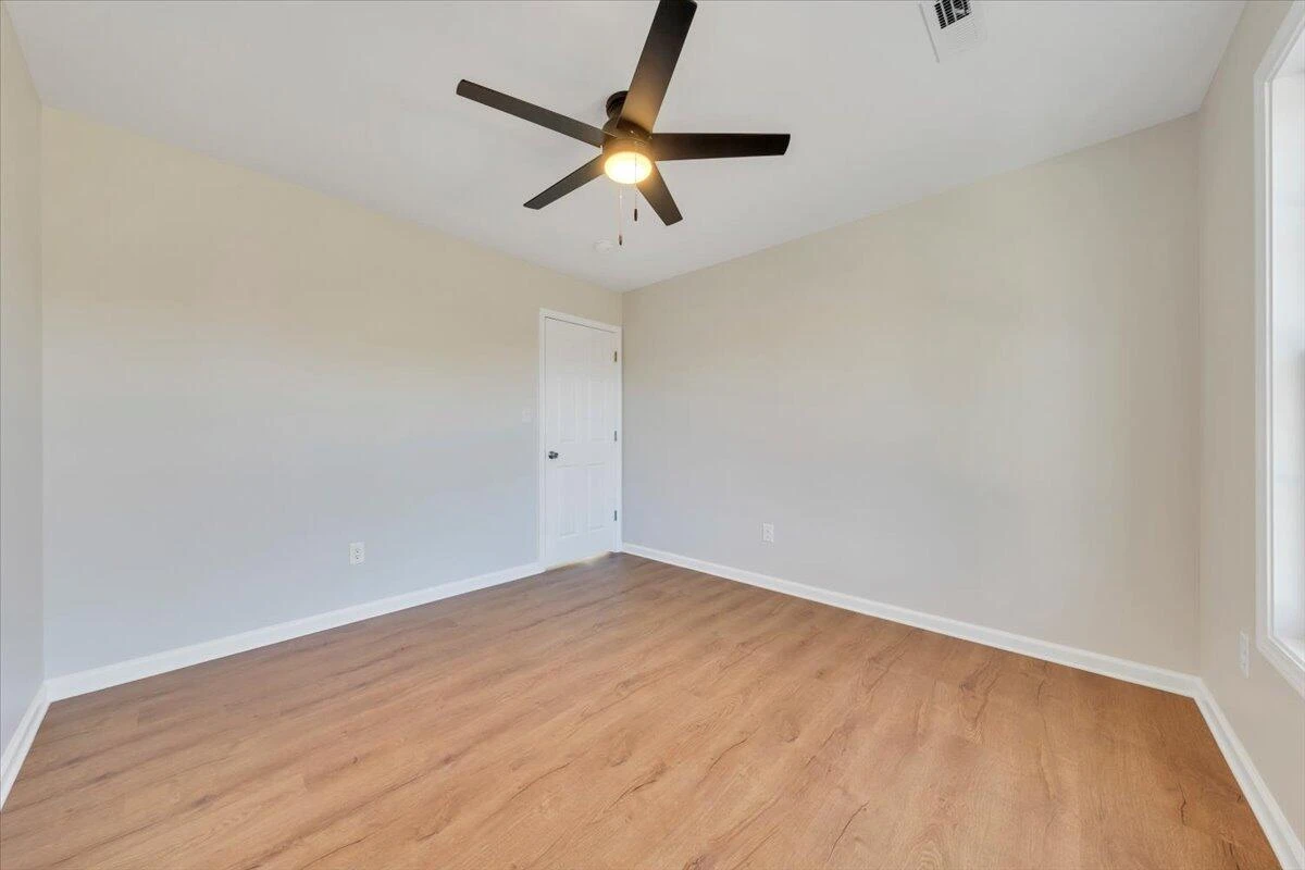 3527 Troutland AVE - Photo 18